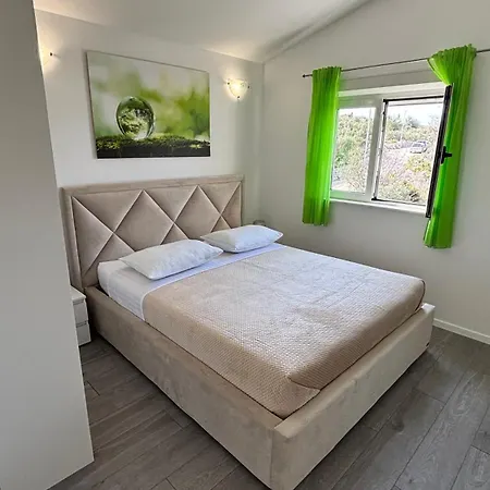 Stella Apartmán