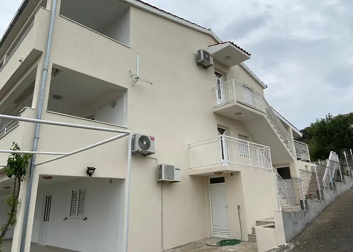 Apartment Stella Ražanj